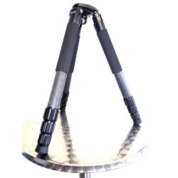 IBIS Professional carbon fiber tripod